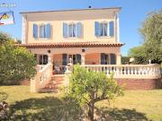 Villa 9 pièces 210 m²