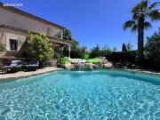Villa 9 pièces 226 m²