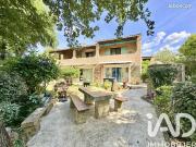 Villa 9 pièces 230 m²