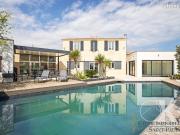 Villa 9 pièces 230 m²