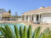 Villa 9 pièces 233 m²