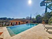 Villa 9 pièces 236 m²