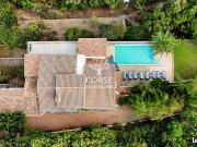 Villa 9 pièces 242 m²