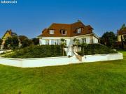 Villa 9 pièces 295 m²