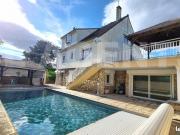Villa 9 pièces 295 m²
