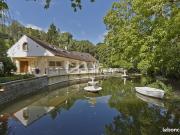 Villa 9 pièces 296 m²