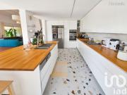 Villa 9 pièces 299 m²