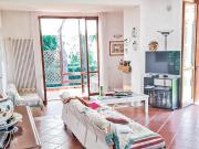 Villa a Massa: oasi di pace con parco di 3000 mq 350m²...