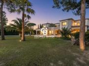 Villa à moderniser – Domaine privé sécurisé avec gardien