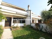 Villa a schiera 5 vani 175mq Villa a schiera 5 vani 175mq