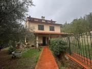 Villa a schiera 6 vani 200mq