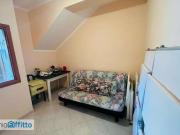 Villa a schiera arredata con piscina