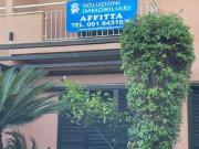 Villa a schiera arredata con terrazzo