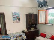 Villa a schiera arredata con terrazzo