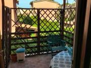 Villa a schiera arredata con terrazzo