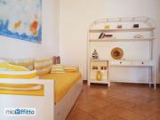 Villa a schiera arredata con terrazzo