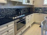 Villa a schiera arredata con terrazzo