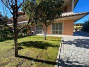 VILLA A SCHIERA di 5 vani e di 186 mq REGGELLO rif. V 2313