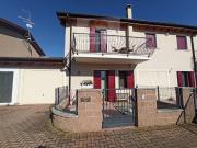 Villa a schiera Frassinelle Polesine. Rif.: 30225081