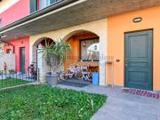 Villa a schiera in affitto ad Azzano San Paolo