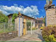 Villa a schiera in vendita a Bisuschio