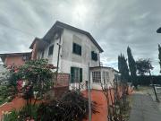 Villa a schiera in vendita a Carrara