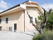 Villa a schiera in vendita a Carrara
