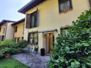 Villa a schiera in vendita a Casnate con Bernate via...