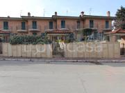 Villa a schiera in vendita a Folignano strada...