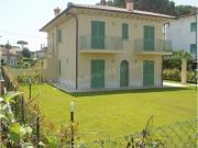 Villa a schiera in vendita a Forte Dei Marmi