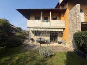 Villa bifamiliare in vendita a Gorle via Don Aldo...