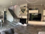 Villa a schiera in vendita a Luni