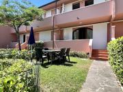 VILLA A SCHIERA in VENDITA a MASSA RONCHI di 4 vani