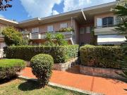 Villa a schiera in vendita a Massa via Vittorio Veneto,...