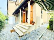Villa a schiera in vendita a Pietrasanta