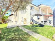Villa a schiera in vendita a Roma