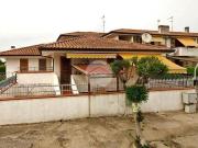 Villa a schiera in vendita a Sabaudia viale 4 Stagioni, 13