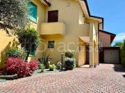 Villa a schiera in vendita a Santa Maria di Sala via...