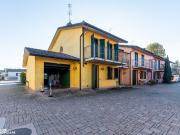 VILLA A SCHIERA in VENDITA a SPINO D'ADDA di 4 vani