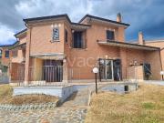 Villa a schiera in vendita ad Albano Laziale via Olivella