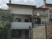 Villa a schiera in vendita ad Anguillara Sabazia via...