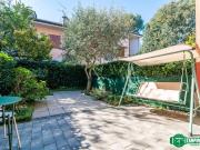 Villa a schiera in vendita ad Arese via Walter Tobagi, 1