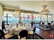 Villa a usage commercial vue mer sur 3 niveaux, idéal...