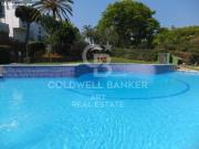 Villa adosada en primera línea con acceso directo al...