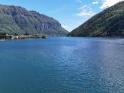 Villa am See mit privatem Steg