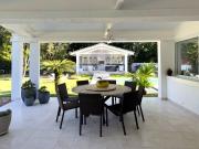 Villa Armot: O Lar Perfeito para Momentos InesquecÃveis...