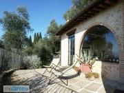 Villa arredata Camaiore paese