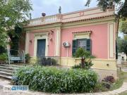 Villa arredata con terrazzo Bari