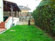 Villa arredata con terrazzo Centro