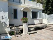 Villa arredata con terrazzo Centro